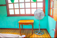 Fan With Small Table Las Cotingas
 - Costa Rica
