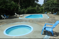        la isla inn pool 
  - Costa Rica