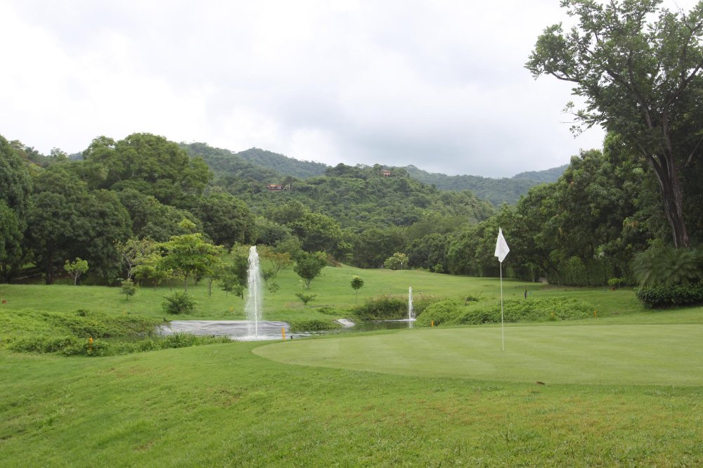        golf course punta islita 
  - Costa Rica