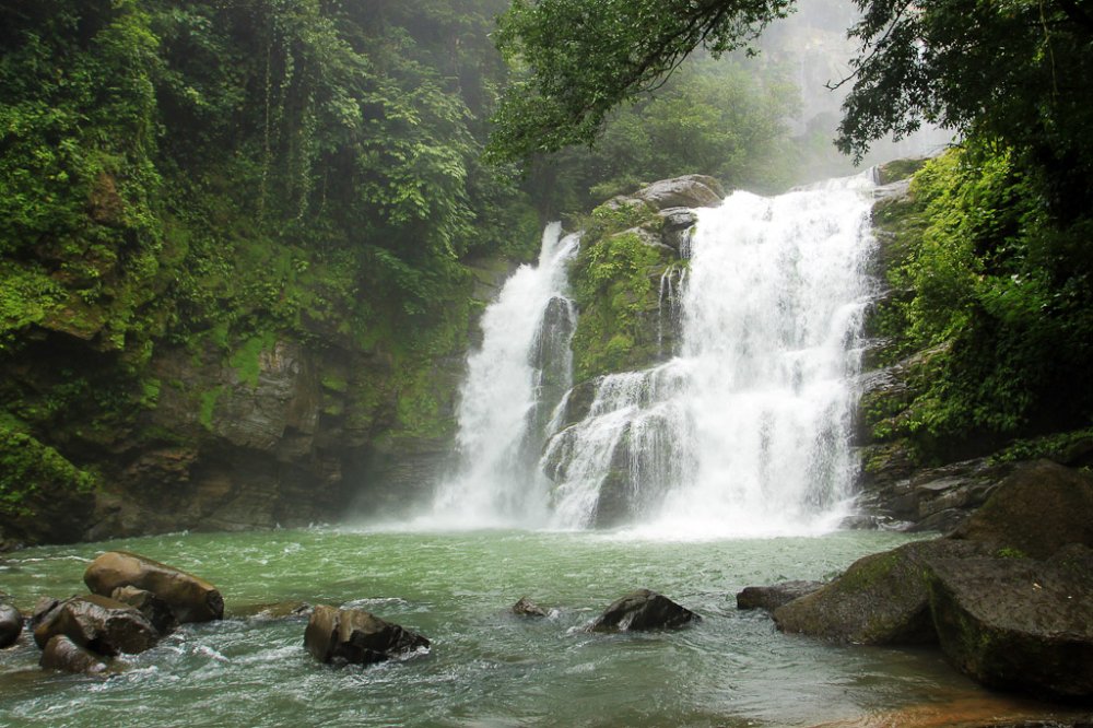 nauyaca waterfalls cascades 
 - Costa Rica