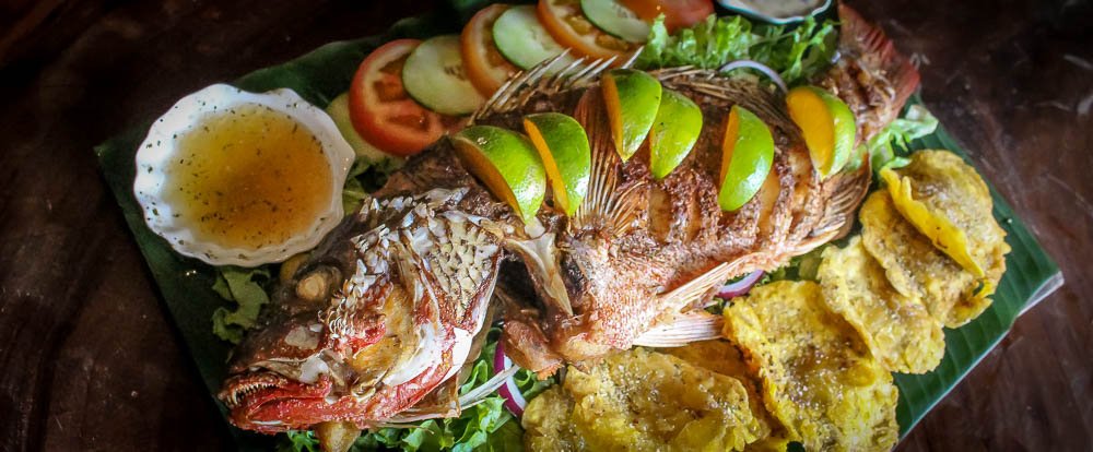 whole fish with limes and patacones casa el tortugo
 - Costa Rica