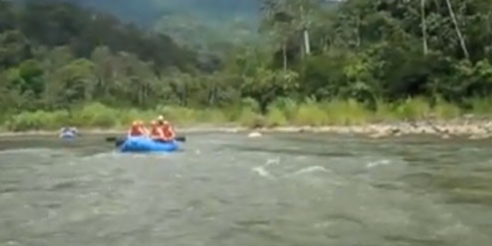       whitewater rafting savegre river
  - Costa Rica