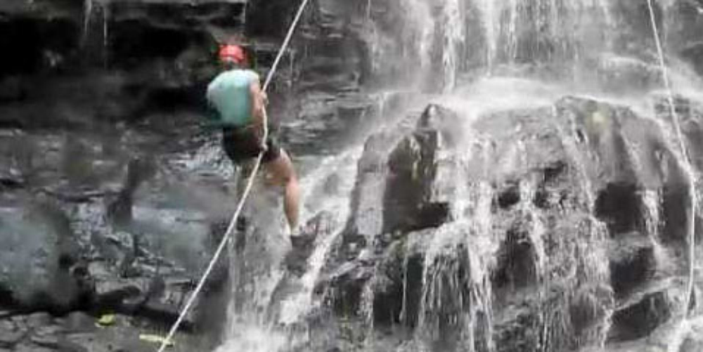 waterfall rappelling manuel antonio
 - Costa Rica