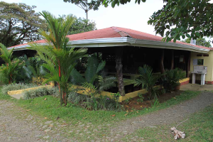 rio celeste restaurant facade 
 - Costa Rica
