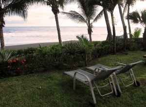 backyard hotel hermosa deckchairs 
 - Costa Rica