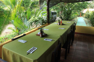 rio celeste restaurant table setting 
 - Costa Rica