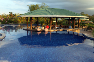 arenal manoa pool 
 - Costa Rica