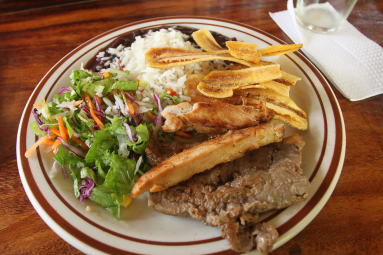 chicken beef plantain salad rice beans lunch 
 - Costa Rica