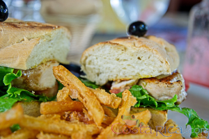 Grilled Chicken Sandwich Las Palmas Restaurante La Fortuna Arenal
 - Costa Rica
